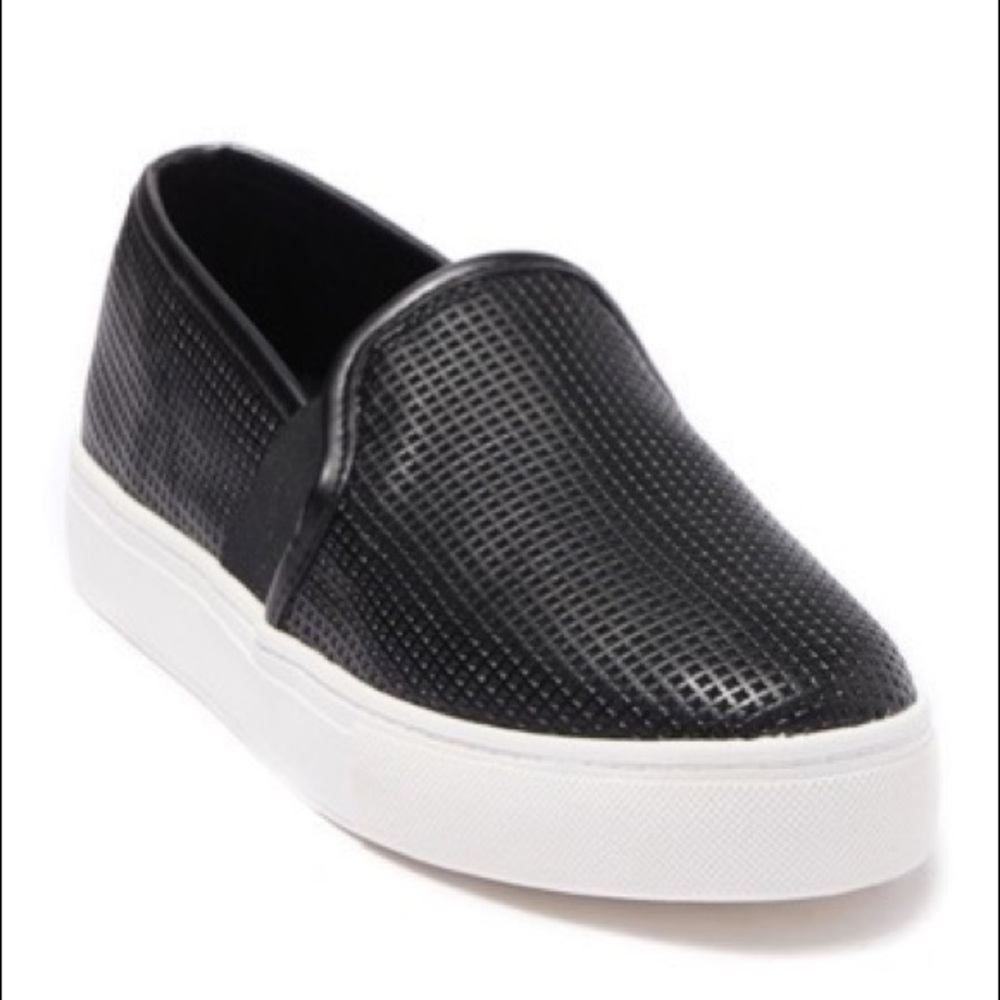 Restricted Flatform Sneakers